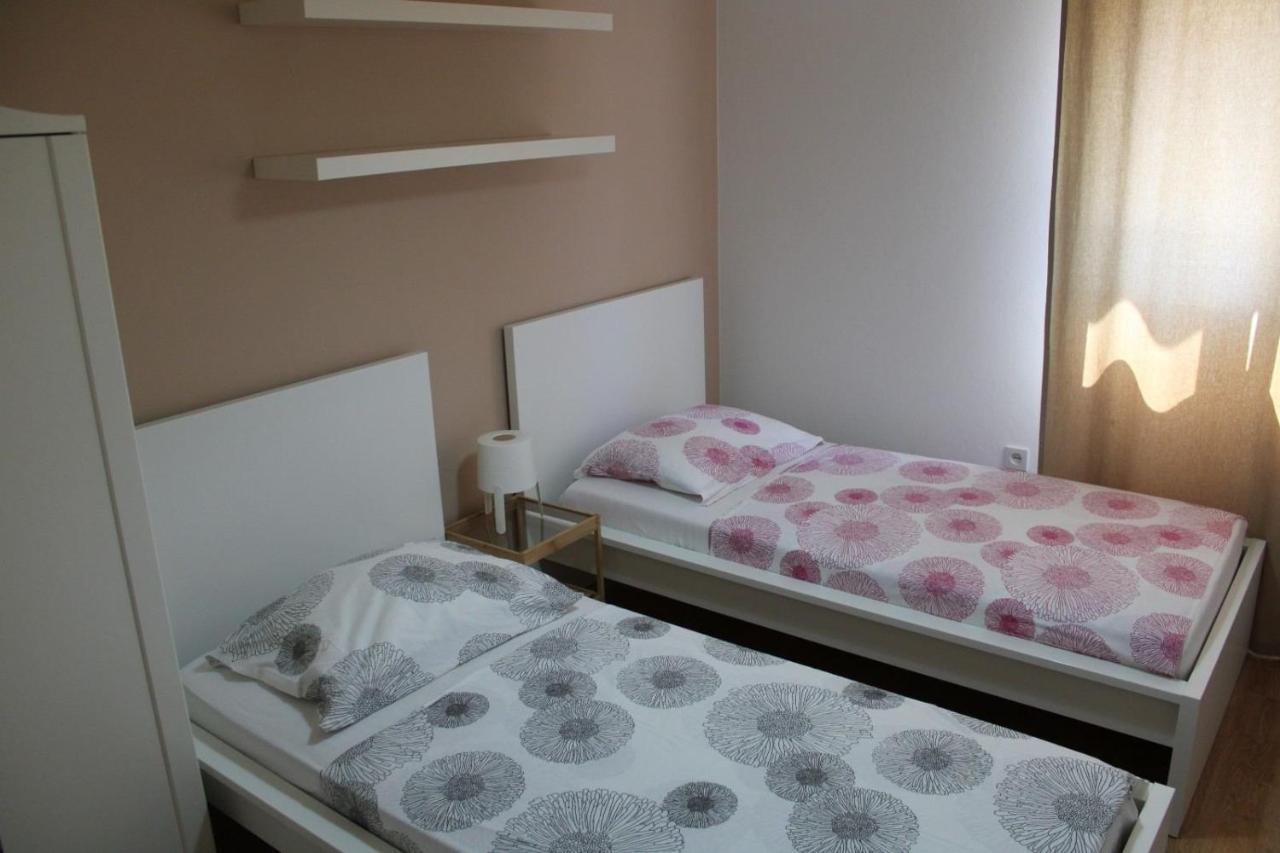 Apartment Mirta Пула Екстер'єр фото
