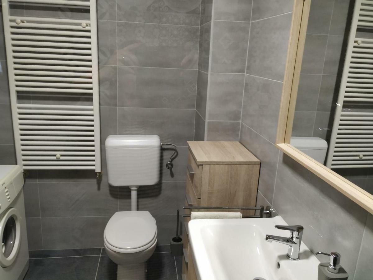 Apartment Mirta Пула Екстер'єр фото
