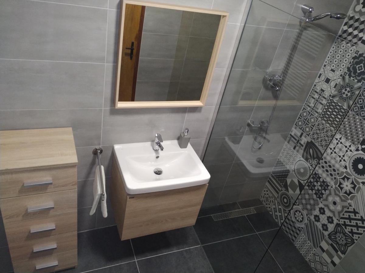 Apartment Mirta Пула Екстер'єр фото